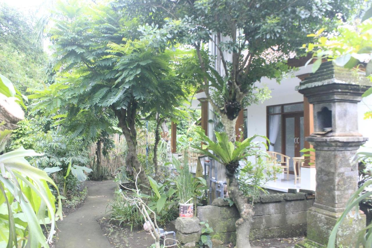 Umah De Arlika UBUD Bagian luar foto